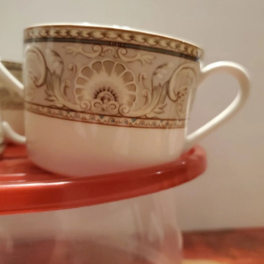 Tea Cups - Picture 3 of 5